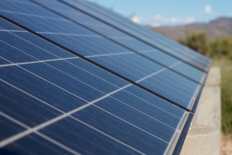 Des panneaux photovoltaïques sur la salle De Guerdavid